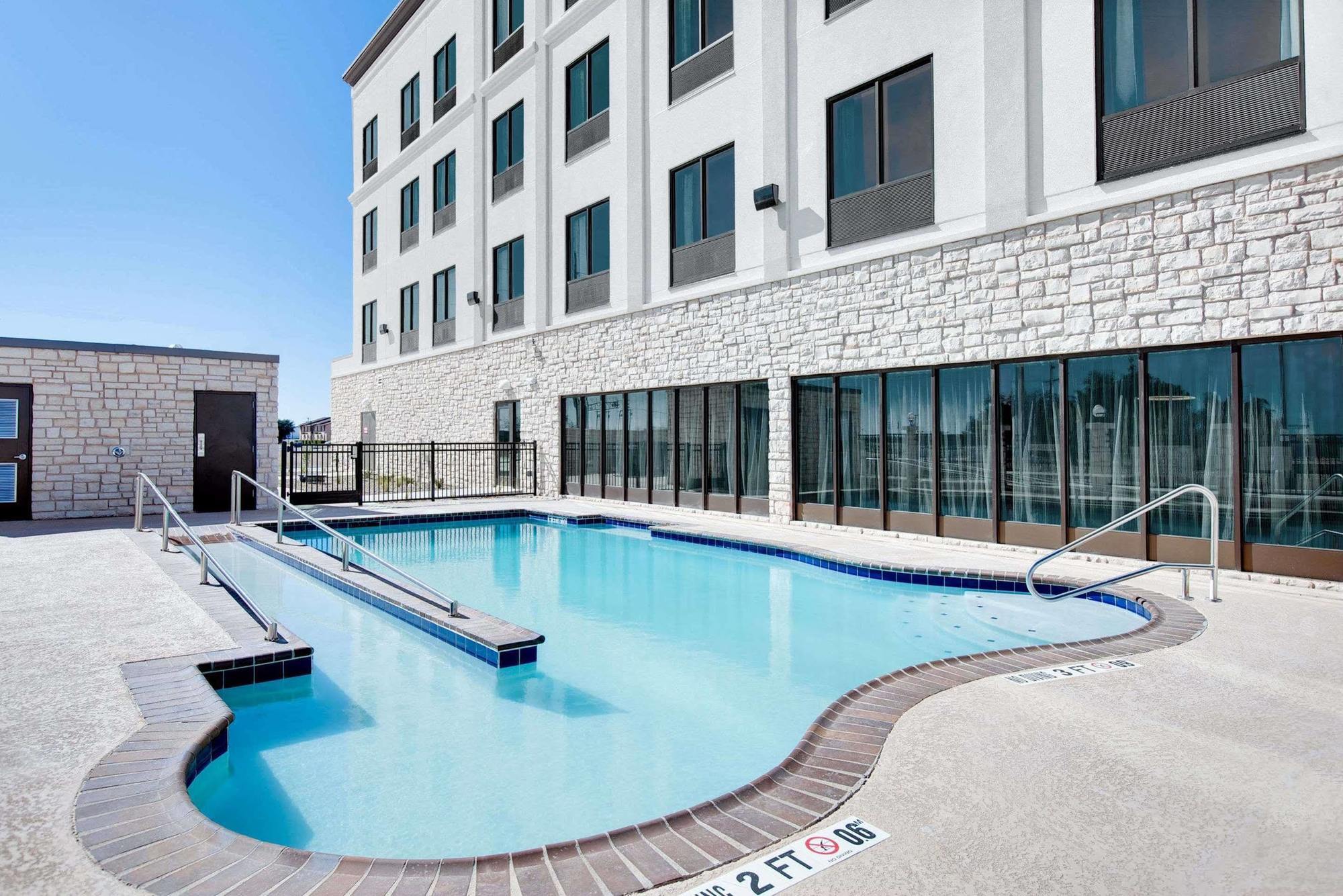 Hotel Wingate By Wyndham San Angelo Exterior foto